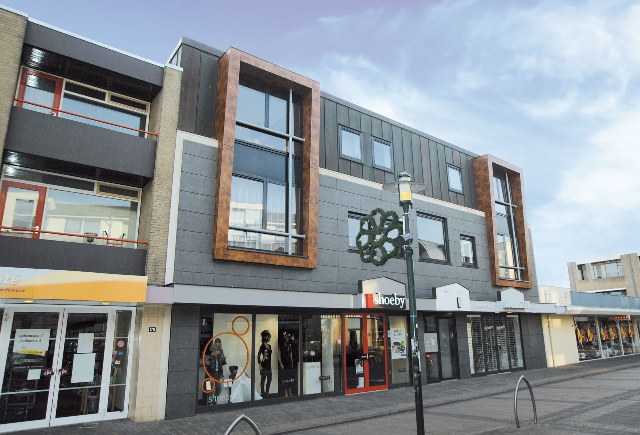 Article Header Image