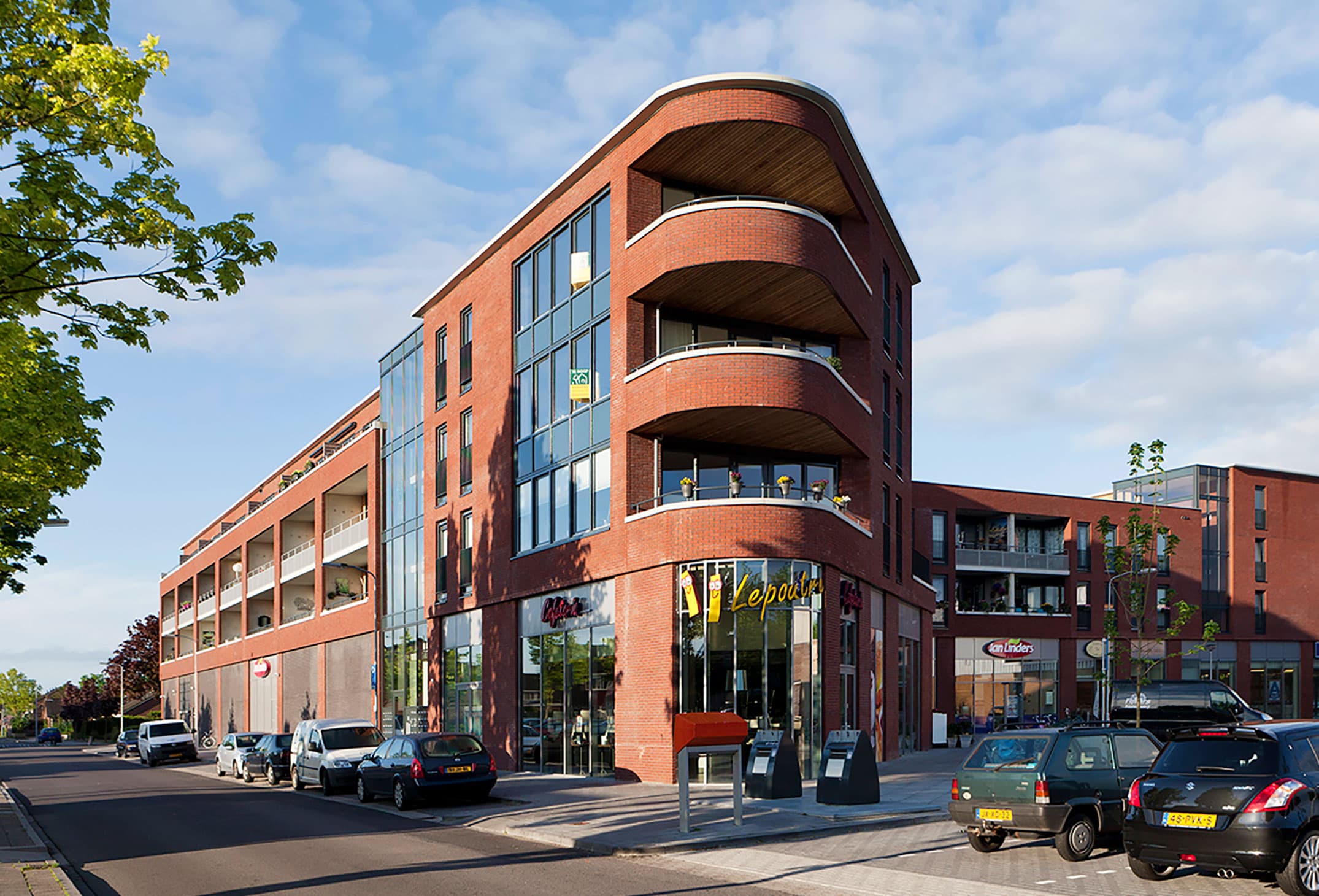 Article Header Image