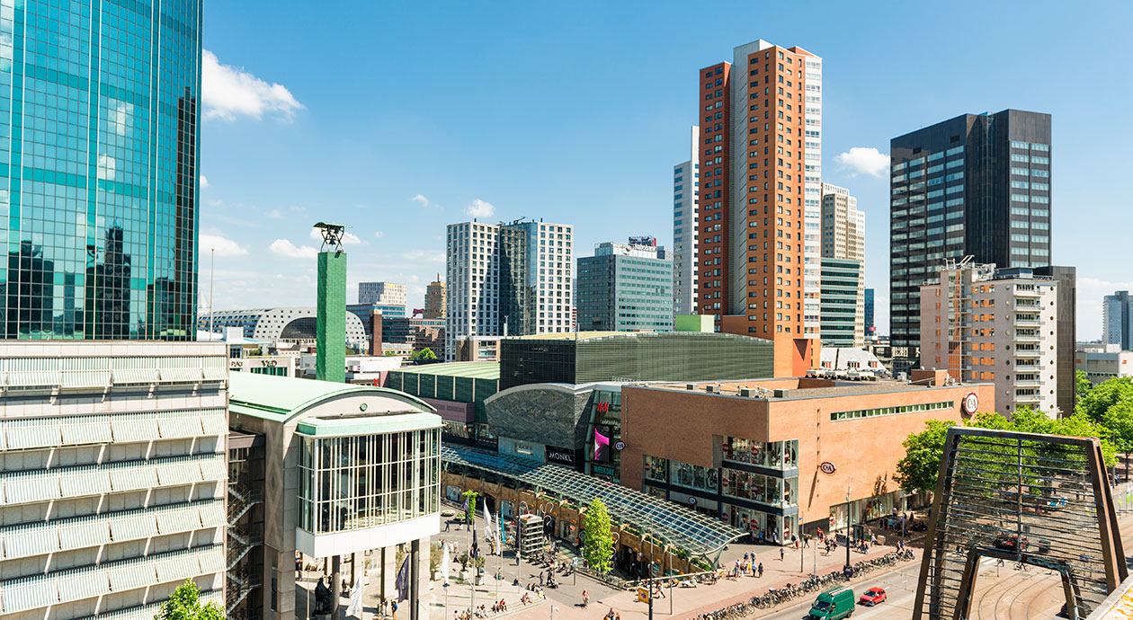 Woningen, kantoren en winkels bij de Koopgoot in Rotterdam