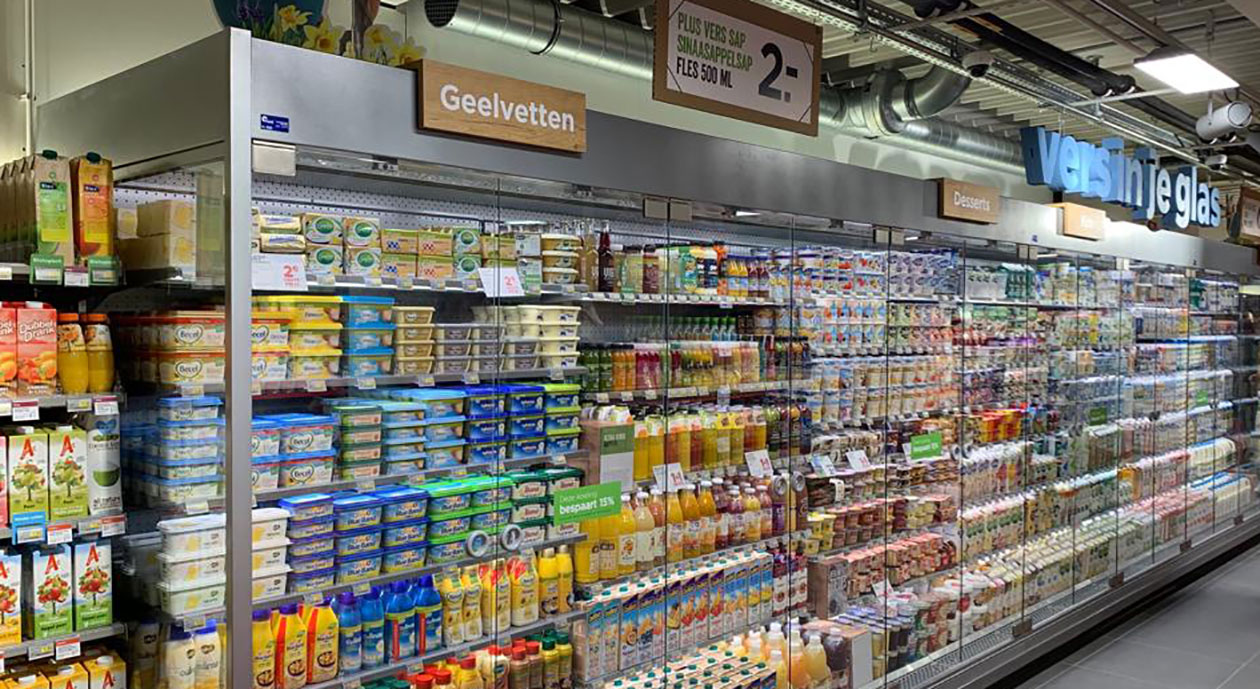 PLUS in Pernis verbouwd tot nieuw supermarktconcept 