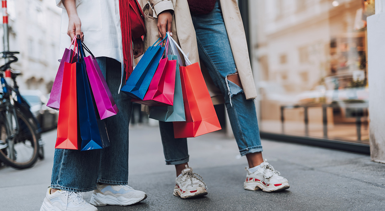Shoppen in de winkelstraat